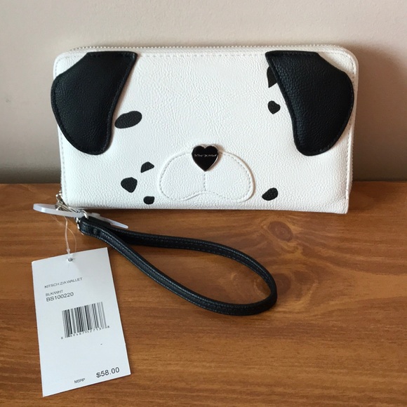 Betsey Johnson Handbags - BETSEY JOHNSON DOGGIE WRISTLET RETAIL 58.00 NWT